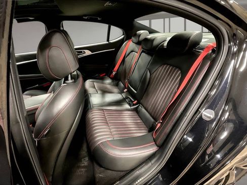 Used 2023 Genesis G70 2.0T w/ Sport Prestige Package image 22