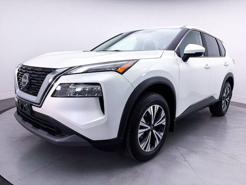 Used 2023 Nissan Rogue SV FWD image 11