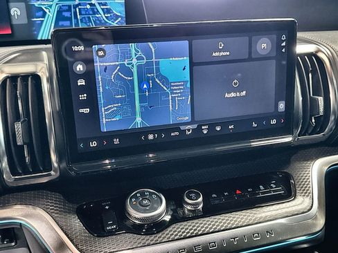 New 2026 Ford Expedition Platinum w/ Stealth Appearance Package AWD/4WD image 19