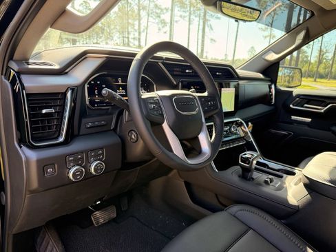 New 2026 GMC Sierra 1500 Denali w/ Denali Reserve Package AWD/4WD image 18