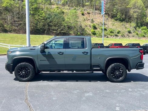 New 2026 Chevrolet Silverado 2500 LTZ w/ LTZ Plus Package AWD/4WD image 2