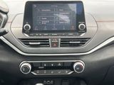 Used 2022 Nissan Altima 2.5 SR image 3