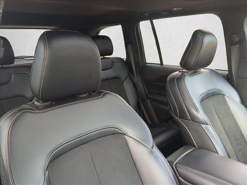 Certified 2024 Jeep Grand Cherokee Altitude RWD image 19