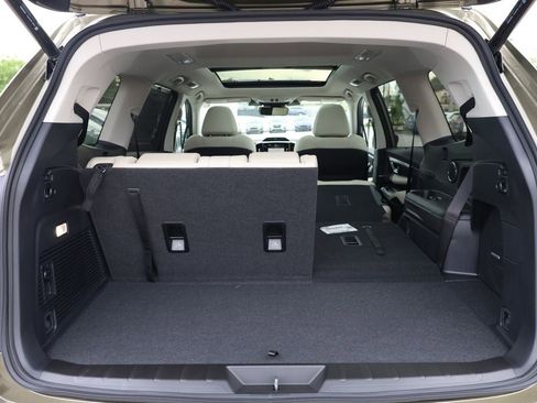 New 2026 Subaru Ascent Limited AWD/4WD image 8