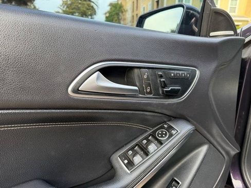 Used 2014 Mercedes-Benz CLA 250 image 36