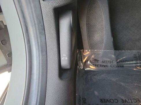 Used 2023 MINI Cooper S image 32