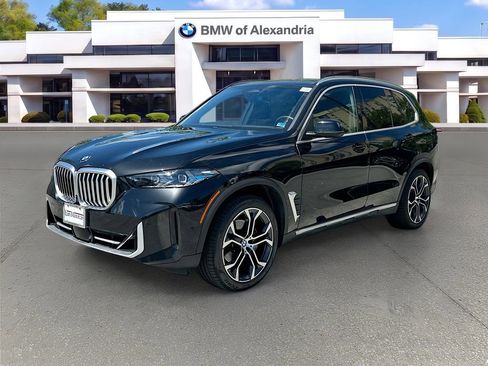 Used 2024 BMW X5 sDrive40i w/ Premium Package RWD image 3