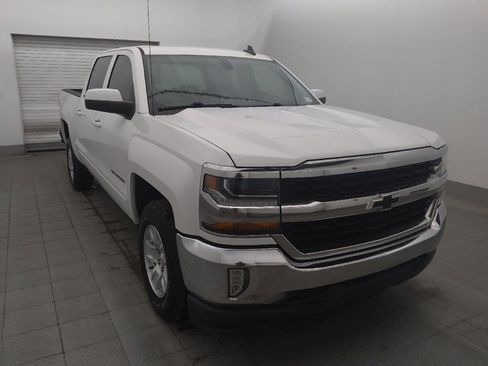 Used 2018 Chevrolet Silverado 1500 LT w/ LT Eassist Package RWD image 13