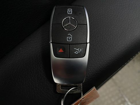 New 2026 Mercedes-Benz GLE 450 4MATIC image 35