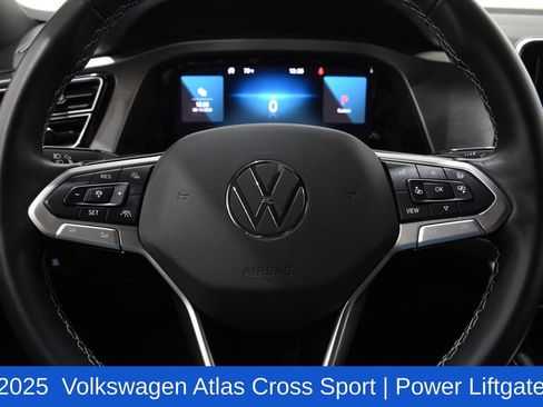 Used 2025 Volkswagen Atlas Cross Sport SE FWD image 12