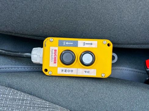 Used 2024 Ford F350 XLT image 25