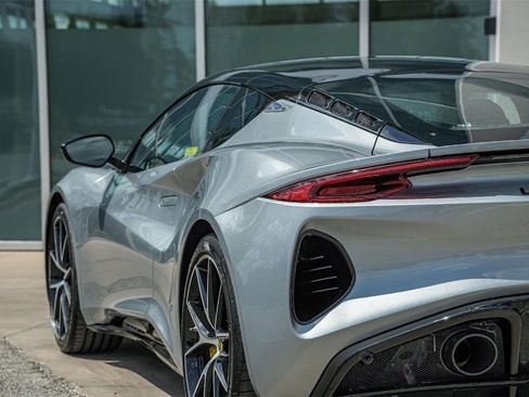 New 2025 Lotus Emira image 12