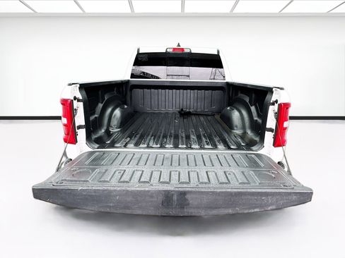 Used 2025 RAM 1500 Big Horn image 17