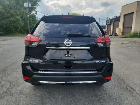 Used 2019 Nissan Rogue SV AWD/4WD image 6