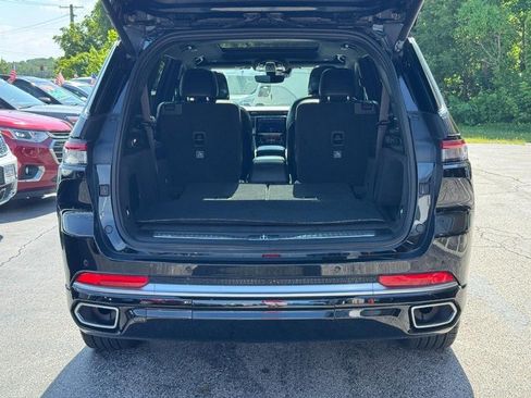 Used 2022 Jeep Grand Cherokee L Summit w/ Luxury Tech Group V AWD/4WD image 5