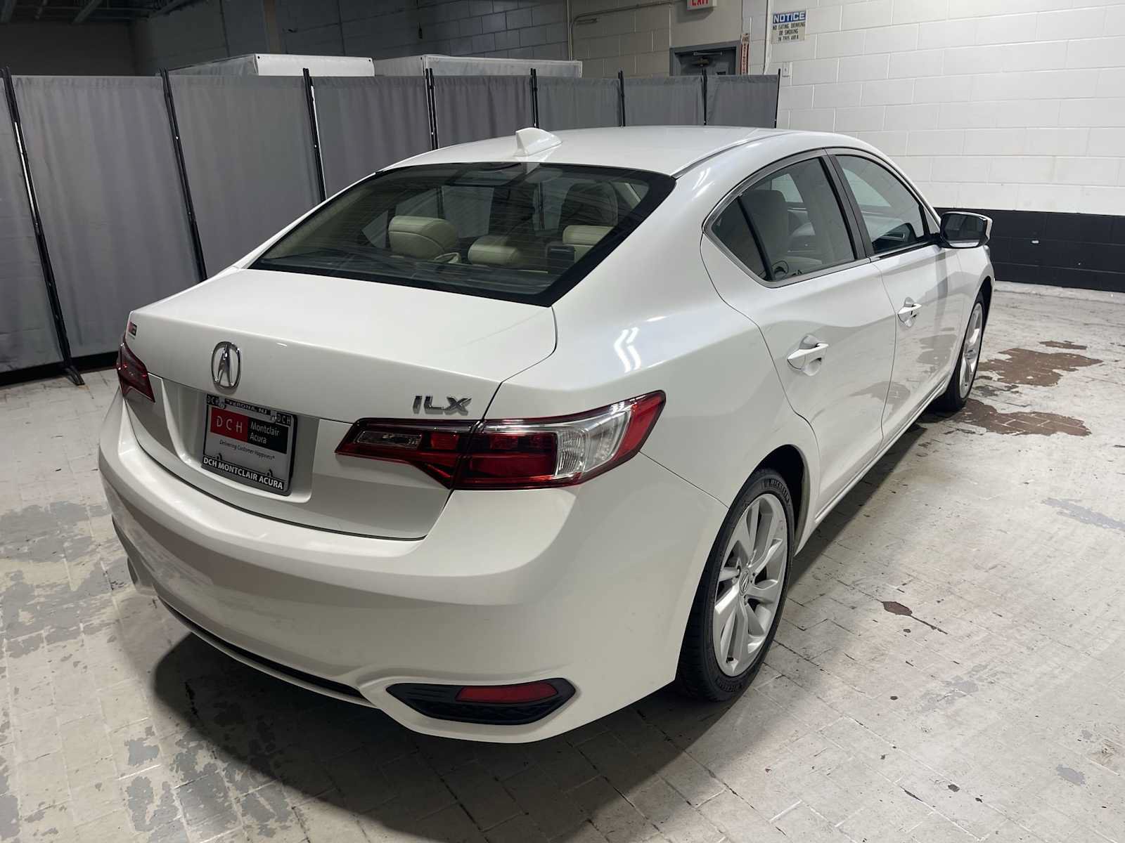 Used 2018 Acura ILX FWD image 26