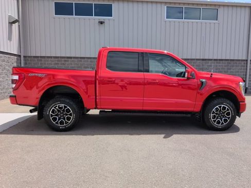 Used 2021 Ford F150 Lariat AWD/4WD image 2