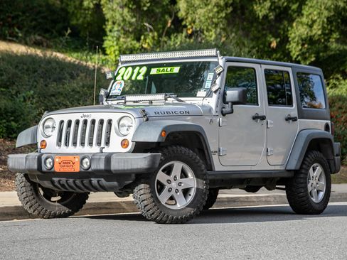 Used 2012 Jeep Wrangler Unlimited Rubicon w/ Connectivity Group image 1