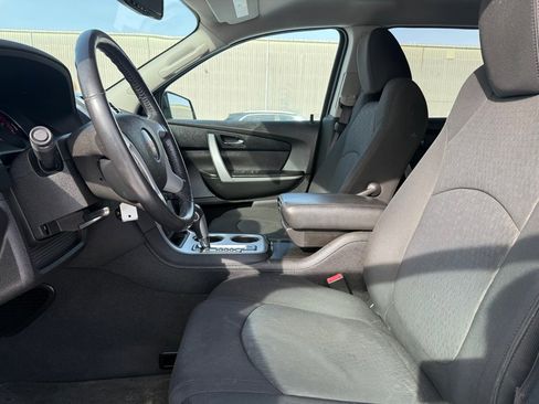 Used 2012 GMC Acadia SLE image 9