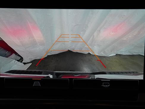 Used 2024 GMC Sierra 2500 SLE image 8