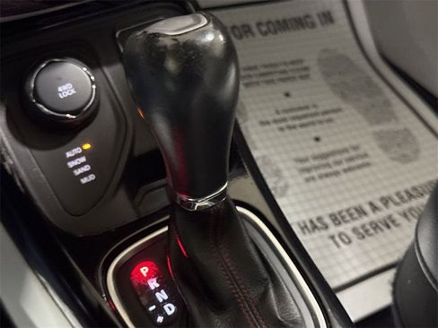 Used 2019 Jeep Compass Limited image 16