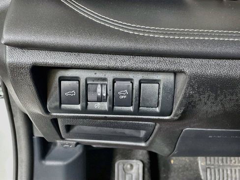Used 2024 Subaru Outback Limited AWD/4WD image 14