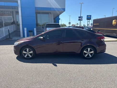 Used 2018 Kia Forte LX w/ LX Popular Package image 4
