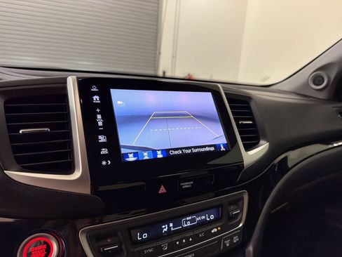 Used 2019 Honda Ridgeline RTL-E image 25