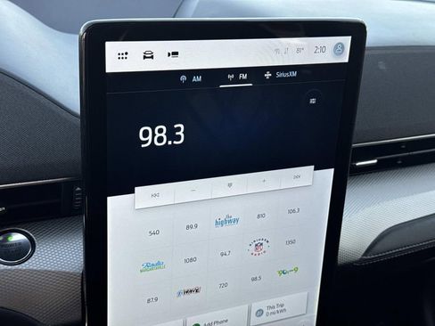 Used 2023 Ford Mustang Mach-E Select image 13