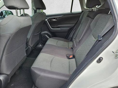 Used 2023 Toyota RAV4 XLE w/ Convenience Package FWD image 19