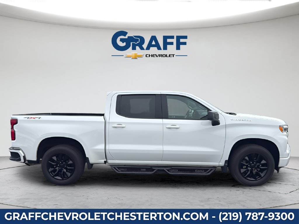 Used 2024 Chevrolet Silverado 1500 RST w/ Protection Package AWD/4WD image 9
