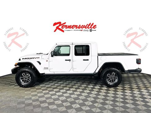 New 2026 Jeep Gladiator Mojave image 4