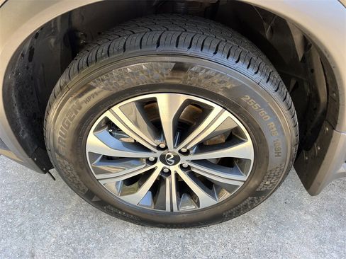 Certified 2025 INFINITI QX60 Pure image 9