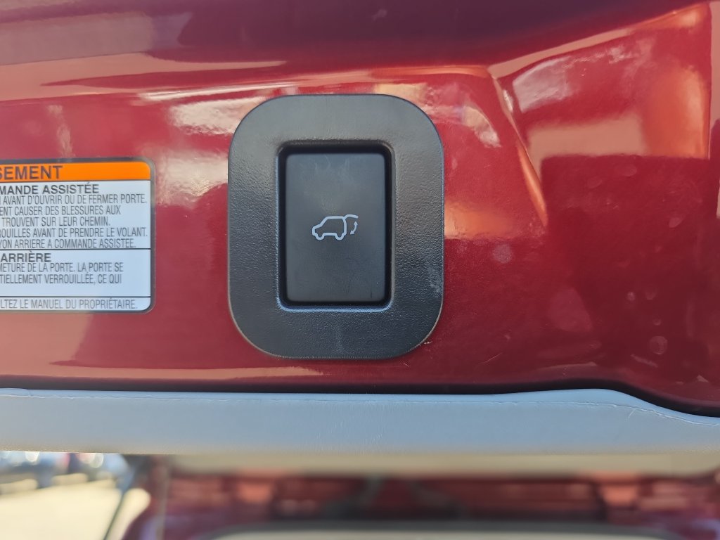 Used 2017 Toyota Sienna XLE Premium w/ Protection Package FWD image 14