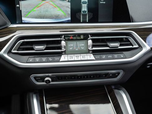 Used 2021 BMW X6 xDrive40i w/ Convenience Package 3 image 31