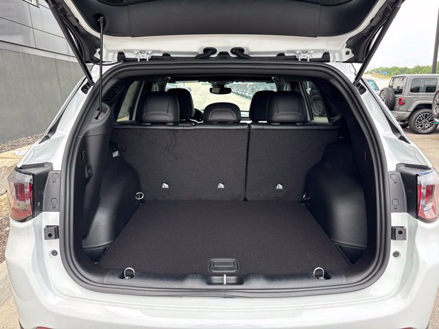 New 2026 Jeep Compass Limited AWD/4WD image 5