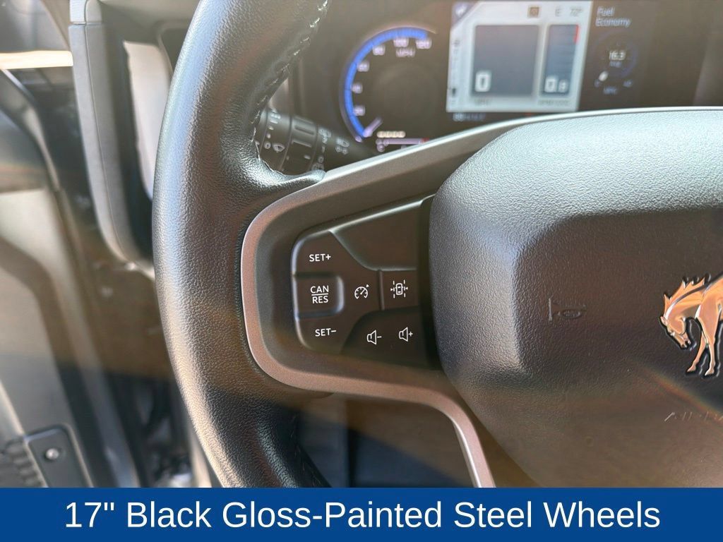 Certified 2023 Ford Bronco Black Diamond AWD/4WD image 19