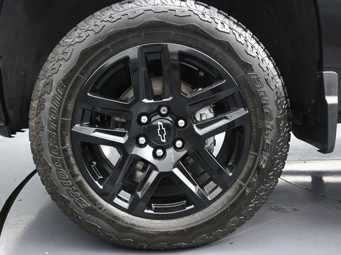 Used 2025 Chevrolet Silverado 1500 LT Trail Boss image 10