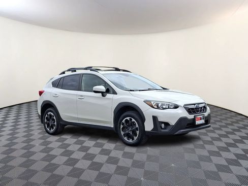 Used 2022 Subaru Crosstrek 2.0i Premium w/ Moonroof Package AWD/4WD image 4