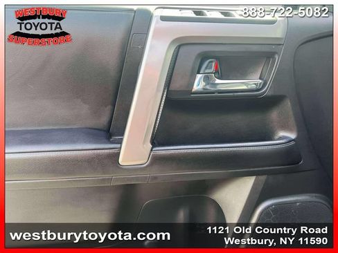 Used 2022 Toyota 4Runner SR5 Premium w/ Moonroof Package AWD/4WD image 19