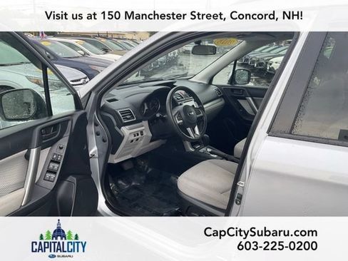 Used 2018 Subaru Forester 2.5i Premium w/ All-Weather Package AWD/4WD image 12
