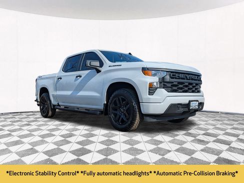 Used 2023 Chevrolet Silverado 1500 Custom w/ Rally Edition image 17