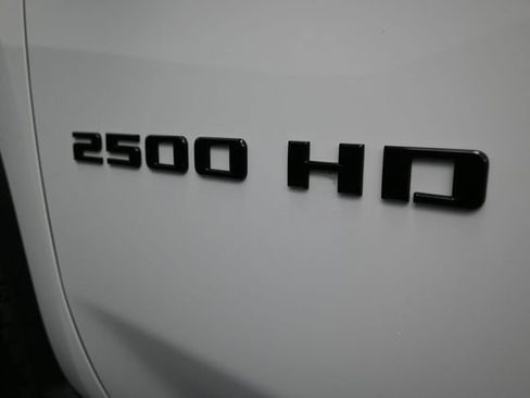 Used 2022 Chevrolet Silverado 2500 LTZ w/ LTZ Plus Package AWD/4WD image 19