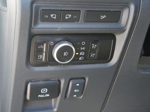 Certified 2023 Ford F150 Lariat w/ FX4 Off-Road Package AWD/4WD image 6