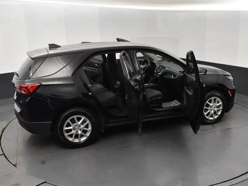 Used 2024 Chevrolet Equinox LT FWD image 6