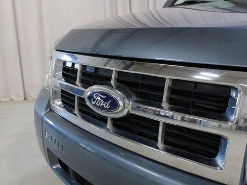 Used 2010 Ford Escape XLT image 29