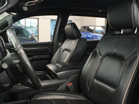 Used 2019 RAM 1500 Limited AWD/4WD image 15