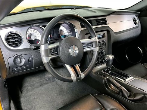 Used 2011 Ford Mustang GT Premium w/ Security Pkg image 13