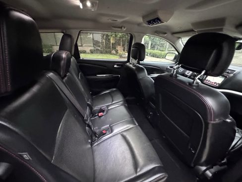 Used 2018 Dodge Journey GT image 16