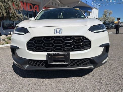 Used 2024 Honda HR-V LX image 2